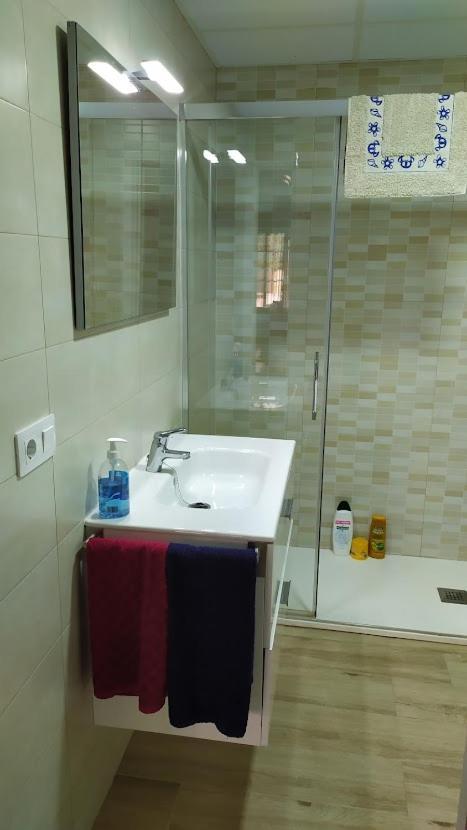 Atractivo Apartamento En La Playa Con Parking Roquetas de Mar Buitenkant foto